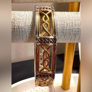 EUC Two-Tone Faux Filigree Bracelet